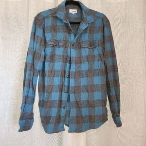 Sonoma Flannel size Medium